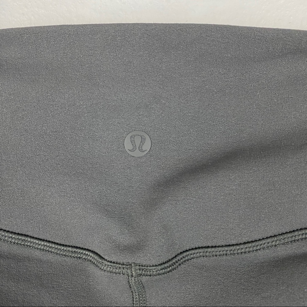 Lululemon • Reveal 7/8 Tight Digi Rain - Picture 7 of 9
